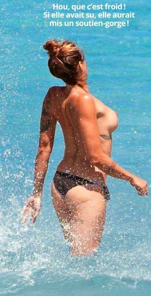 Laure Manaudou seins nus en Corse