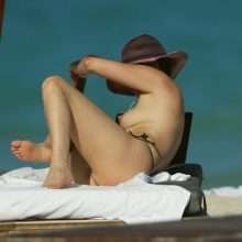 Bleona Qereti seins nus à Miami [UHQ]