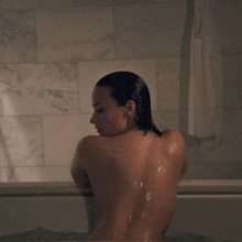 Demi Lovato nue dans Vanity Fair