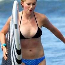 Ireland Baldwin en bikini à Hawaii