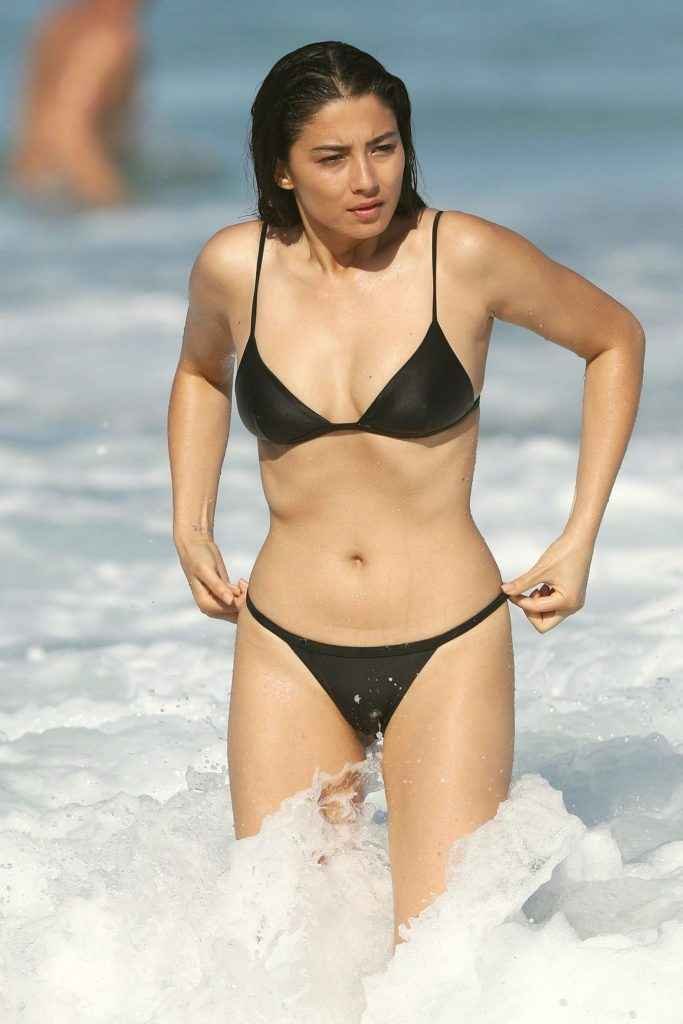 Jessica Gomez en bikini à Sidney