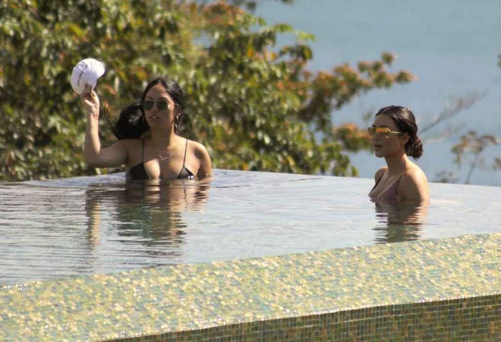 Kim Kardashian en bikini au Costa Rica