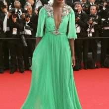 Lupita Nyongo arbore un sérieux décolleté à Cannes 2015