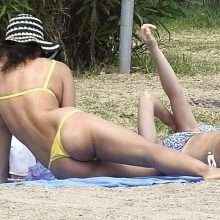 Irina Shayk en bikini à Porto Cervo