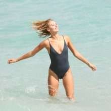 Selena Weber en maillot de bain à Miami