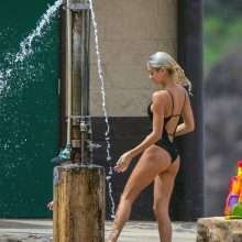 Pia Mia Perez en maillot de bain à Hawaii