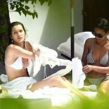 Bella Hadid en bikini en Italie