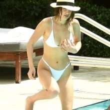 Bella Hadid en bikini en Italie