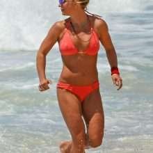 Britney Spears toujours en bikini à Hawaii