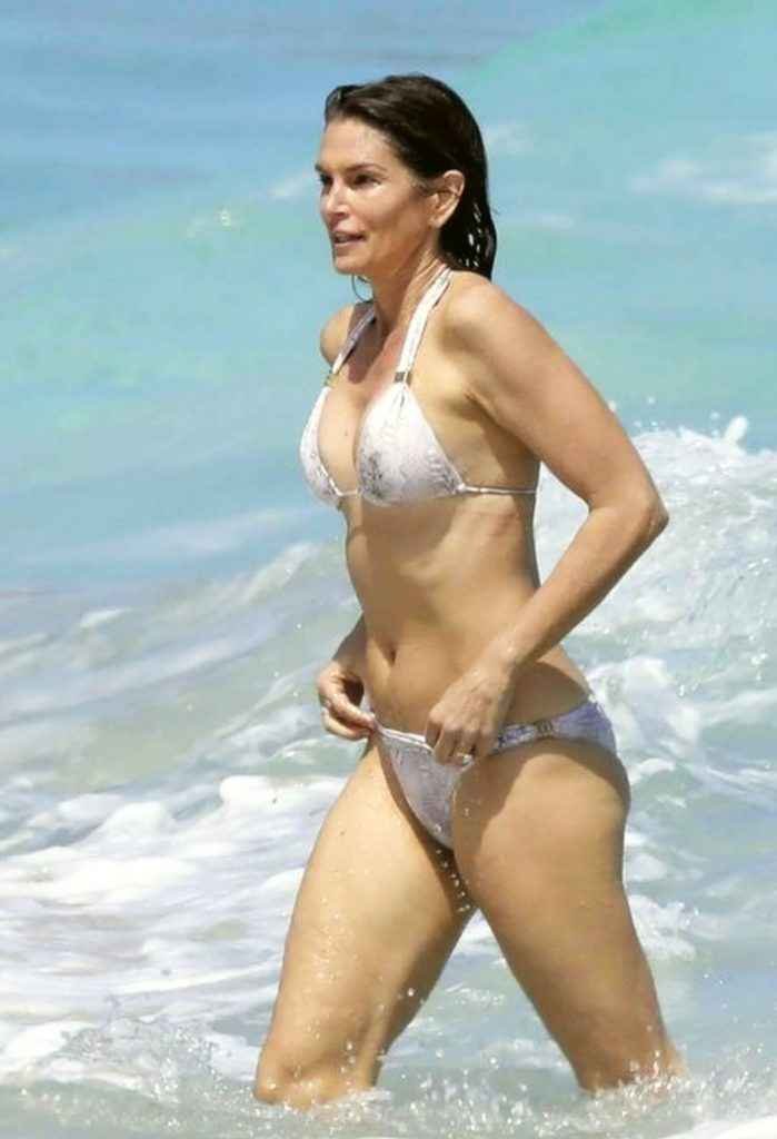 Cindy Crawford en bikini à Saint Barthélémy