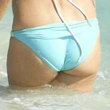 Cindy Crawford toujours en bikini à Saint Barthélémy