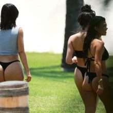 Kim Kardashian toujours en bikini au Mexique