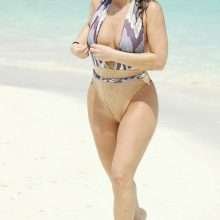 Lauryn Goodman en maillot de bain aux Maldives