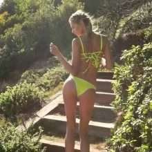 Ludi Delfino : bikini, maillot de bain et nudité