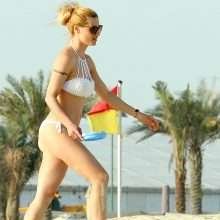 Michelle Hunziker en bikini à Dubaï