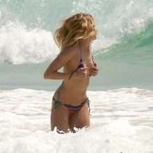 Sienna Miller en bikini à Cancun