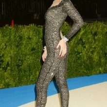 Bella Hadid au MET Gala de New-York
