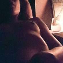 Carly Pope nue, les photos volées