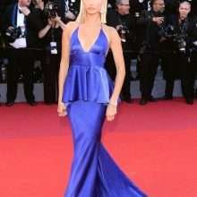 Hailey Baldwin au 70eme Festival de Cannes