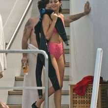 Kendall Jenner en bikini à Cannes
