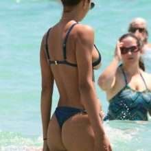 Lais Ribeiro en bikini à Miami