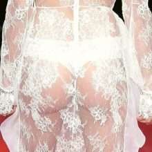 Sara Sampaio dans une robe transparente au 70eme Festival de Cannes