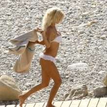 Victoria Silvstedt en bikini à Ibiza