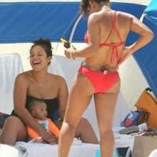 Christina Milian dans un bikini rouge à Miami