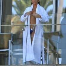 Heather Marianna seins nus à Malibu