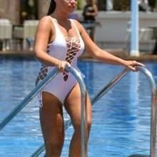 Tyne-Lexy Clarson en maillot de bain en Turquie