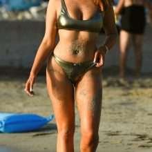 Charlotte Dawson en bikini à Majorque