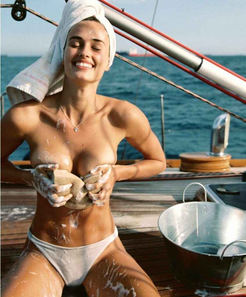Johanne Landbo nue dans Playboy