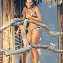 Rachel Cook en bikini au Mexique