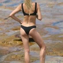 Kendal Lee Schuler en bikini à Sydney