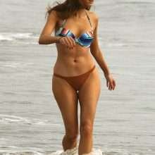 Blanca Blanco toujours en bikini à malibu