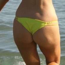 Blanca Blanco en bikini à Matador Beach