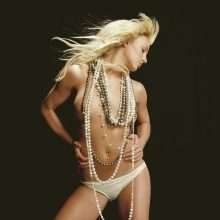 Flashback 2013 : Britney Spears seins nus [UHQ]