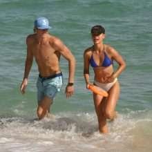 Chase Carter en bikini à Miami