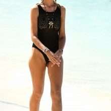 Lady Victoria Hervey, bikini et maillot de bain à La Barbade