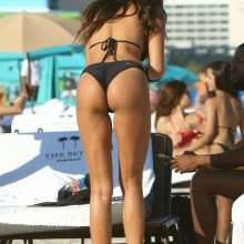 Natalya Alberto en bikini à Miami Beach