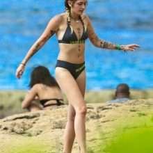 Paris Jackson en bikini à Hawaii