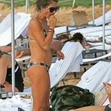 REbecca Gayheart en bikini à Hawaii