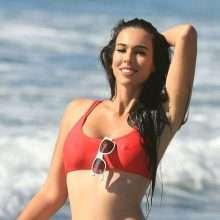 Tania Marie en bikini pour 138 Water