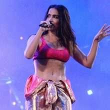 Anitta exhibe ses fesses en concert