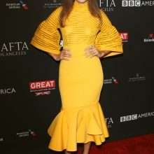 Blanca Blanco exhibe ses seins par transparence aux BAFTA de Los Angeles