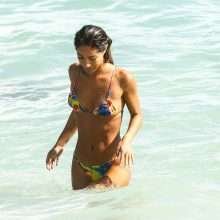 Erika Wheaton toujours en bikini à Miami