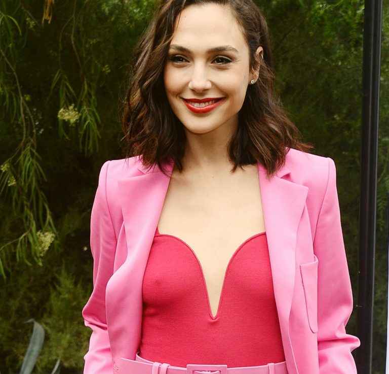 Gal Gadot n’a pas mis de soutien-gorge
