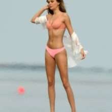 Josephine Skriver en bikini à Miami
