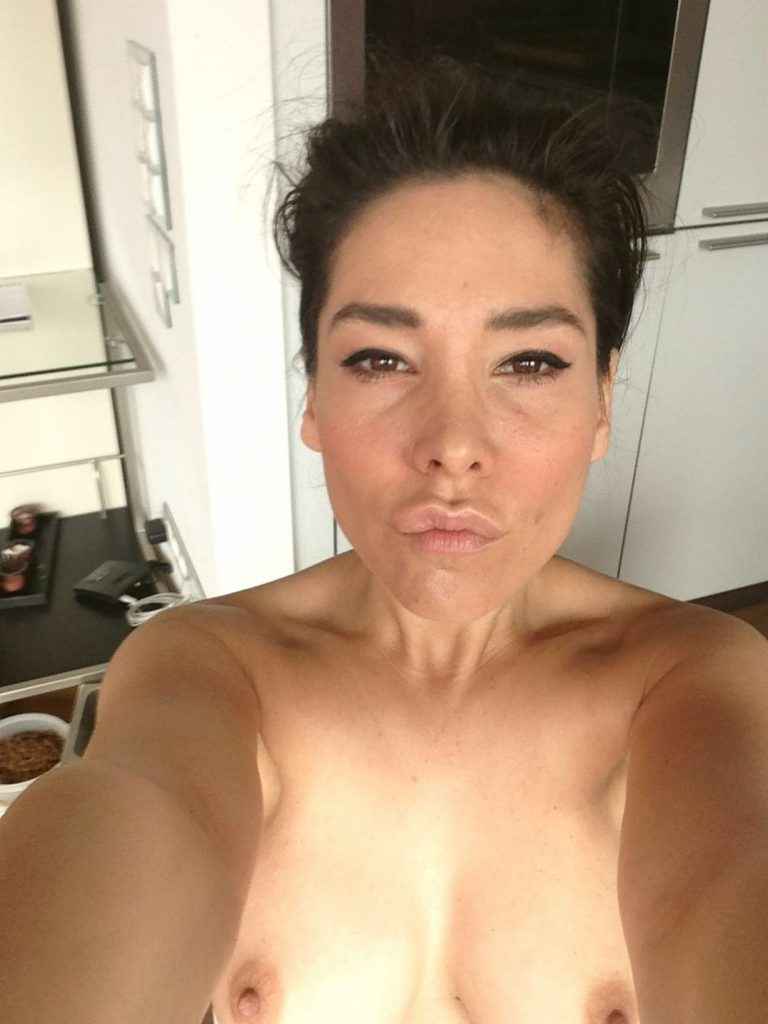 Sandra Ahrabian nue, les photos initmes