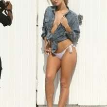 Selena Weber seins nus à Miami Beach